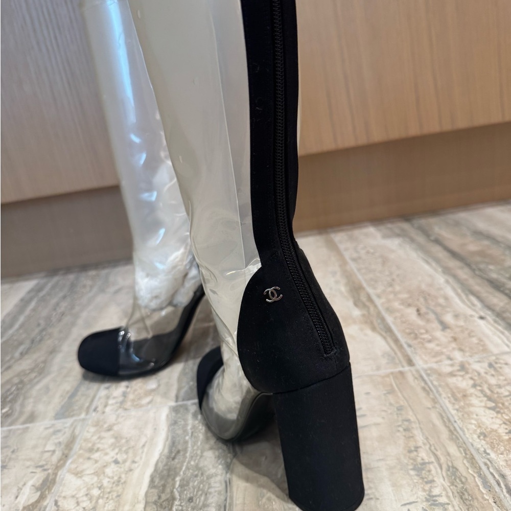 chanel spring summer 2018 transparent boots - Picture 3 of 4